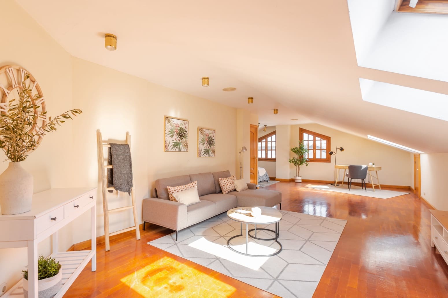 4 bedroom Villa for sale in Zizur Mayor / Zizur Nagusia with garage - € 730,000 (Ref: 9714637)