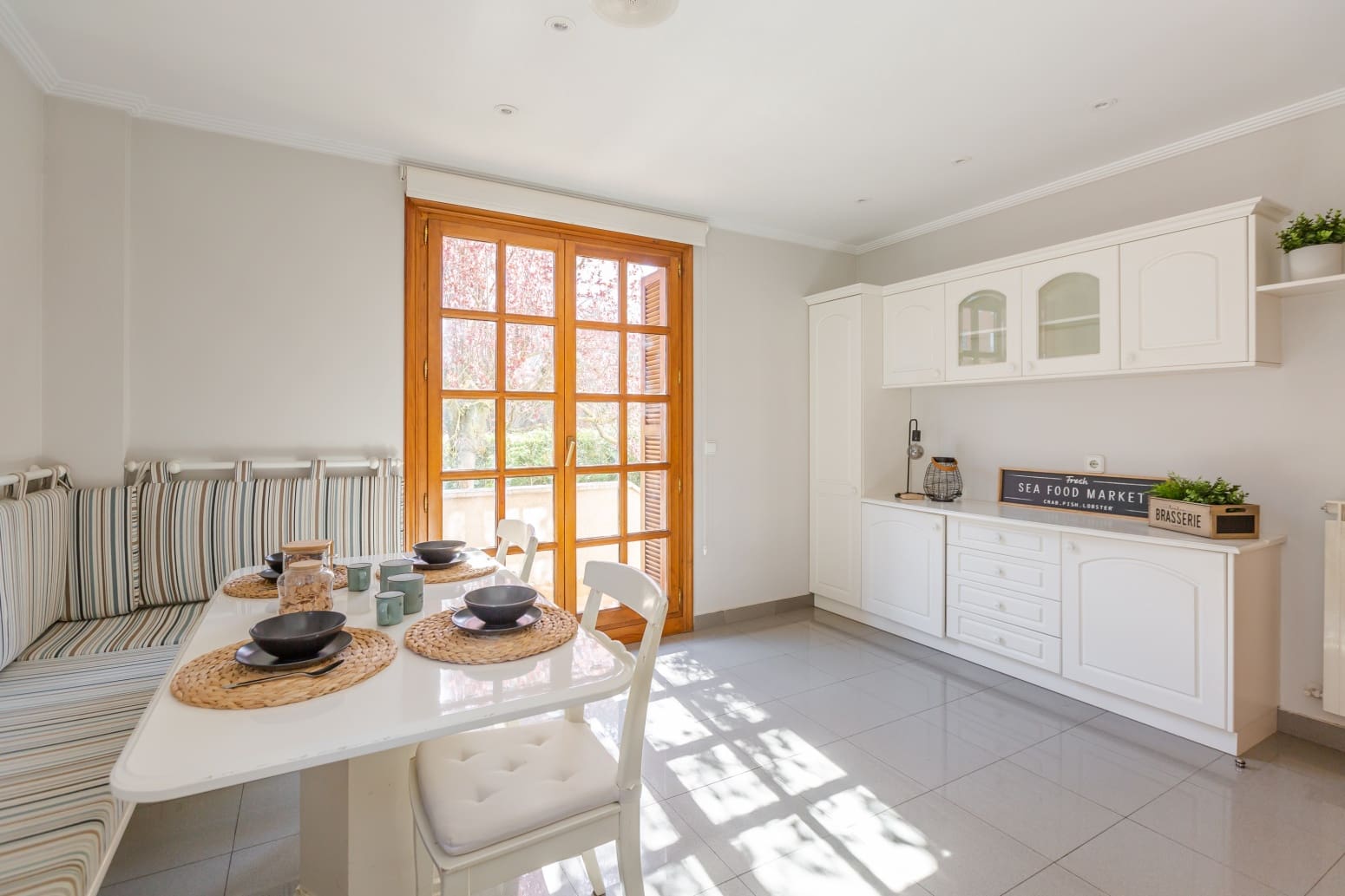 4 bedroom Villa for sale in Zizur Mayor / Zizur Nagusia with garage - € 730,000 (Ref: 9714637)