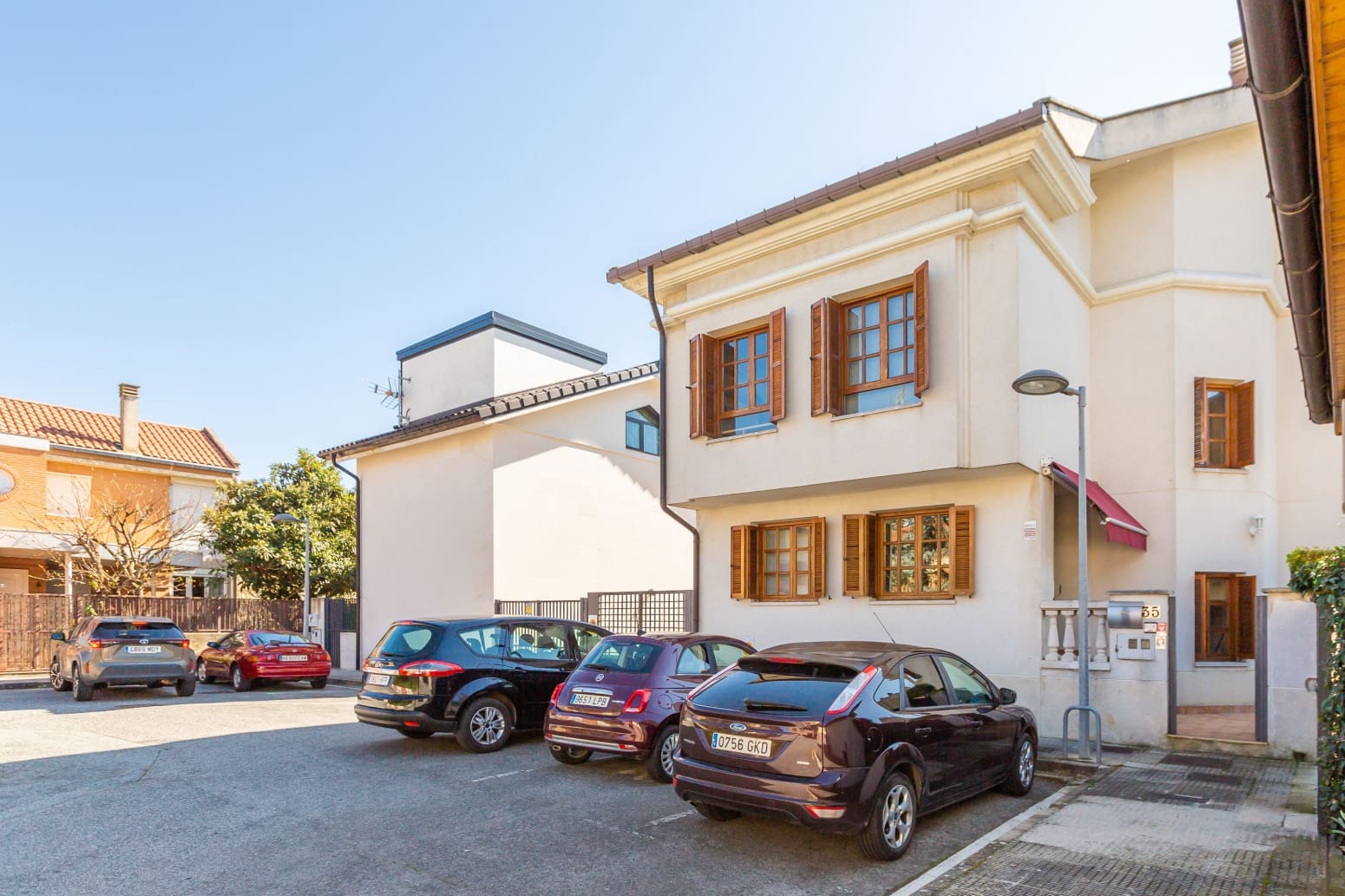 4 bedroom Villa for sale in Zizur Mayor / Zizur Nagusia with garage - € 730,000 (Ref: 9714637)