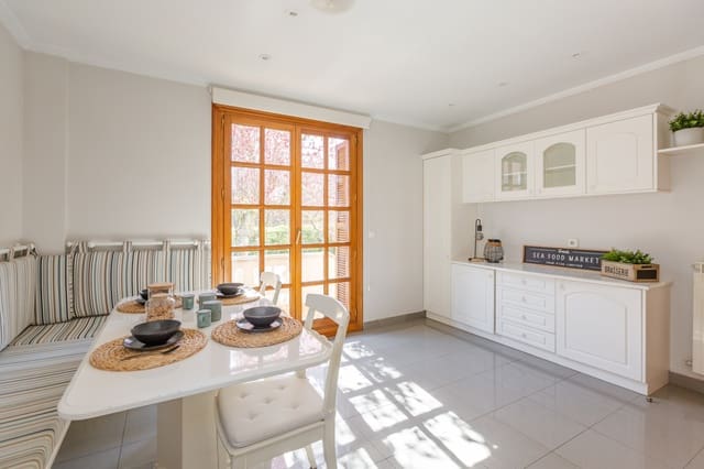 4 bedroom Villa for sale in Zizur Mayor / Zizur Nagusia with garage - € 730,000 (Ref: 9714637)