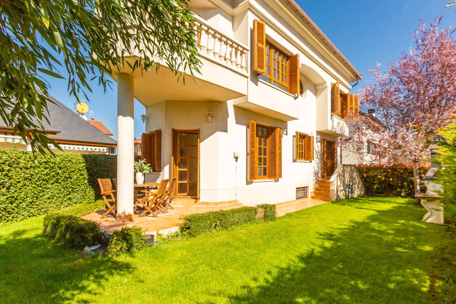 4 bedroom Villa for sale in Zizur Mayor / Zizur Nagusia with garage - € 730,000 (Ref: 9714637)