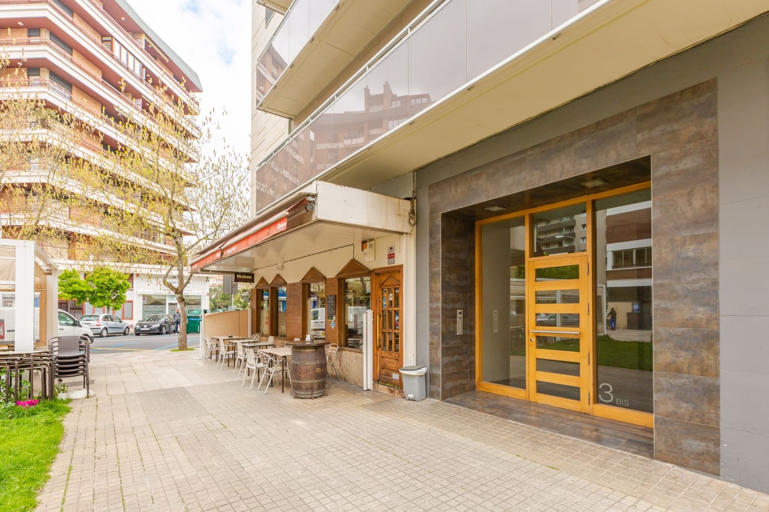 3 bedroom Flat for sale in Pamplona / Iruna with garage - € 315,000 (Ref: 9719712)