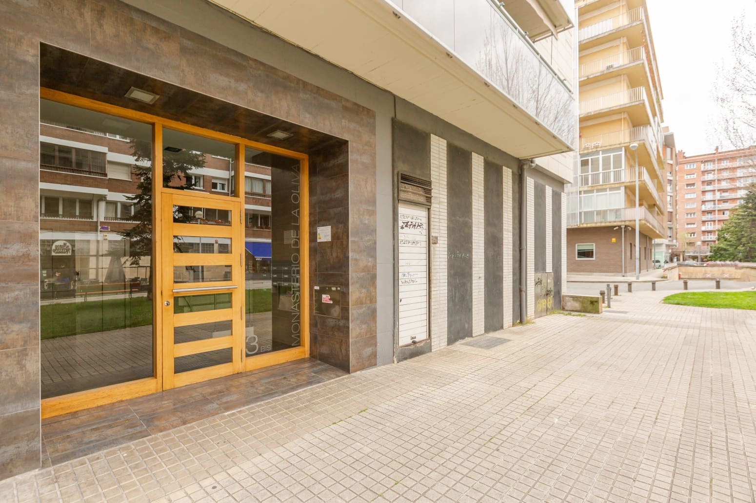 3 bedroom Flat for sale in Pamplona / Iruna with garage - € 315,000 (Ref: 9719712)