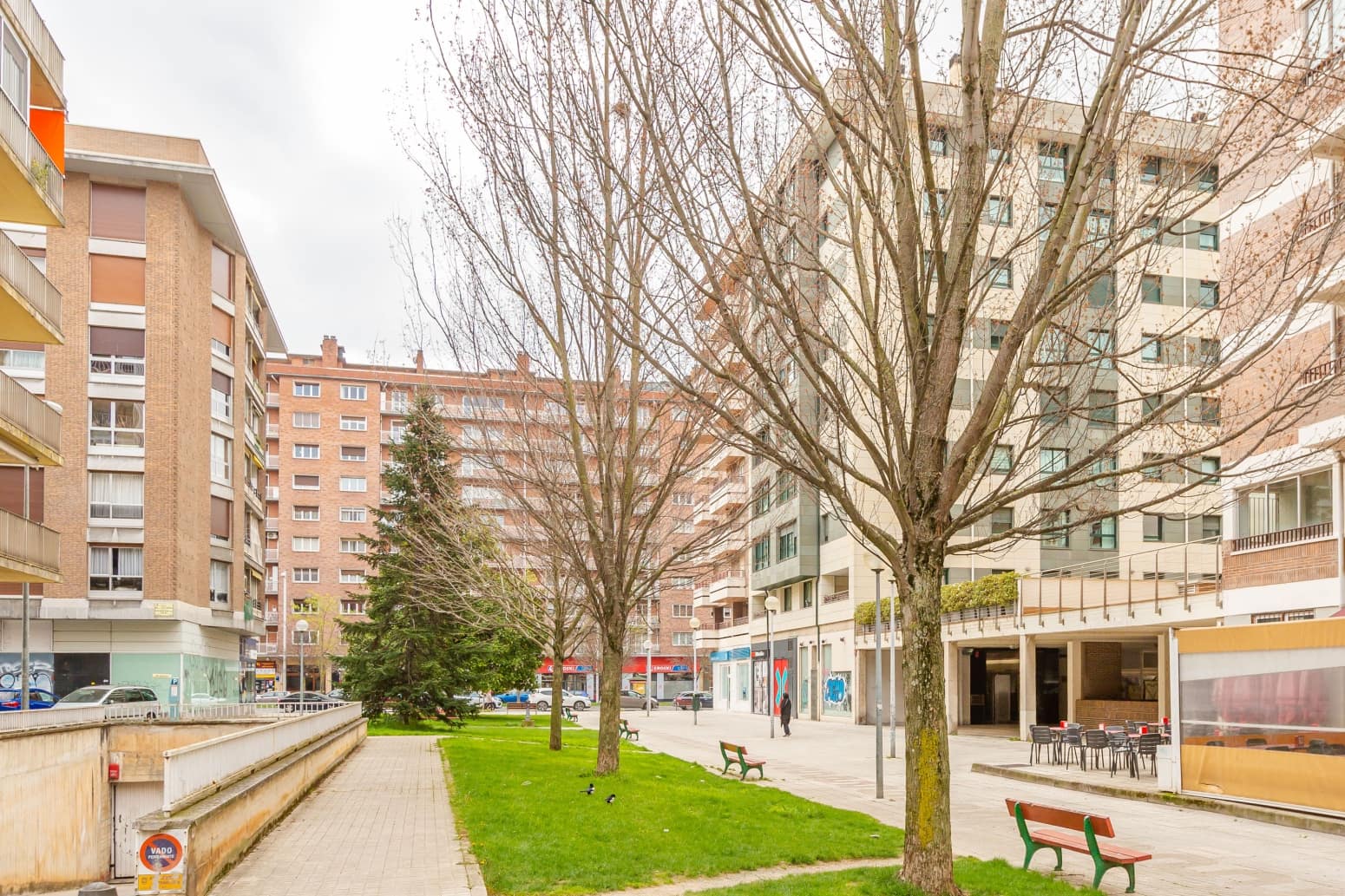 3 bedroom Flat for sale in Pamplona / Iruna with garage - € 315,000 (Ref: 9719712)