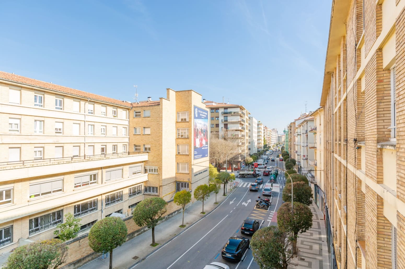 3 bedroom Flat for sale in Pamplona / Iruna - € 337,000 (Ref: 9719713)