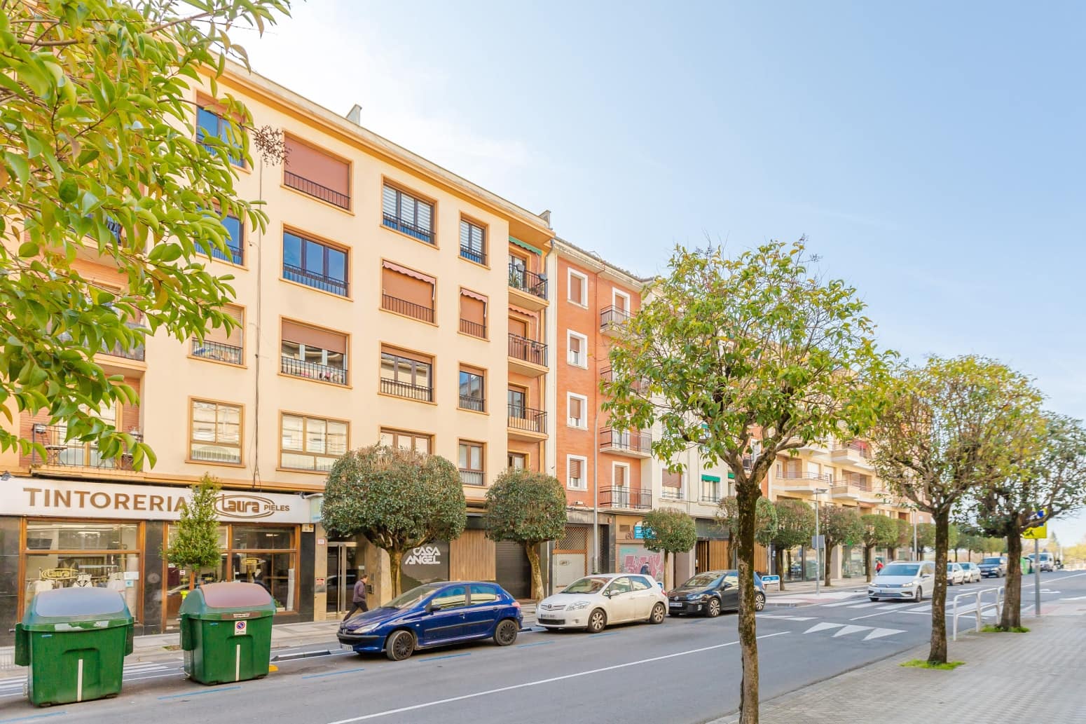 3 bedroom Flat for sale in Pamplona / Iruna - € 337,000 (Ref: 9719713)