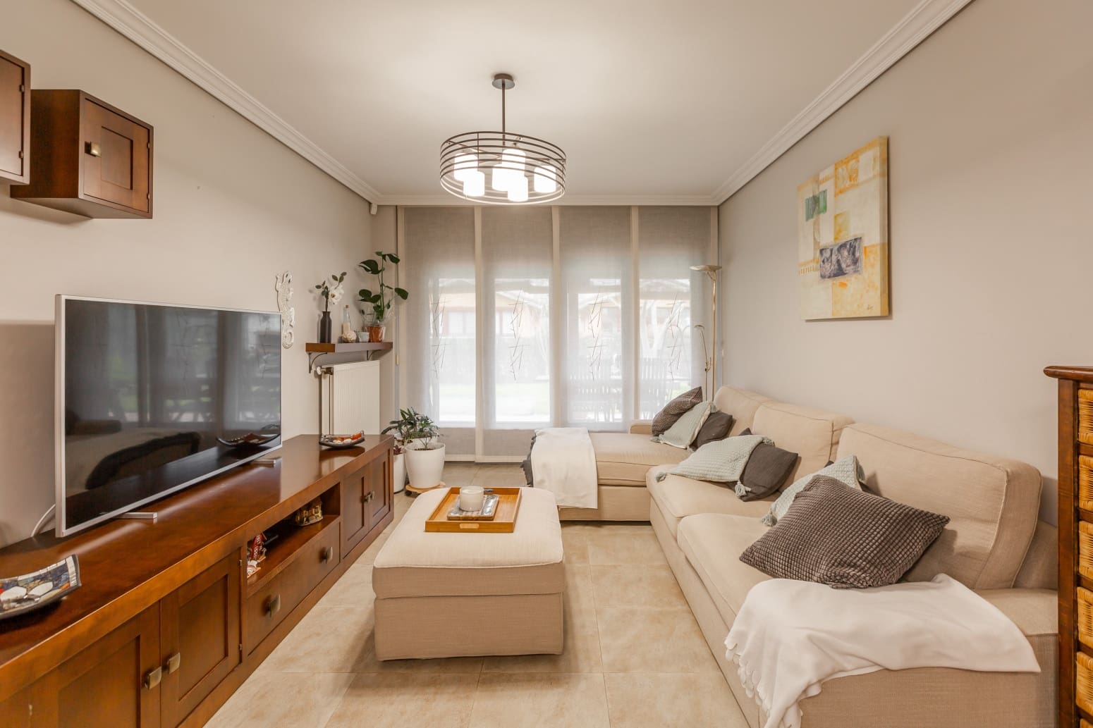 4 bedroom Villa for sale in Elorz with garage - € 374,000 (Ref: 9726462)