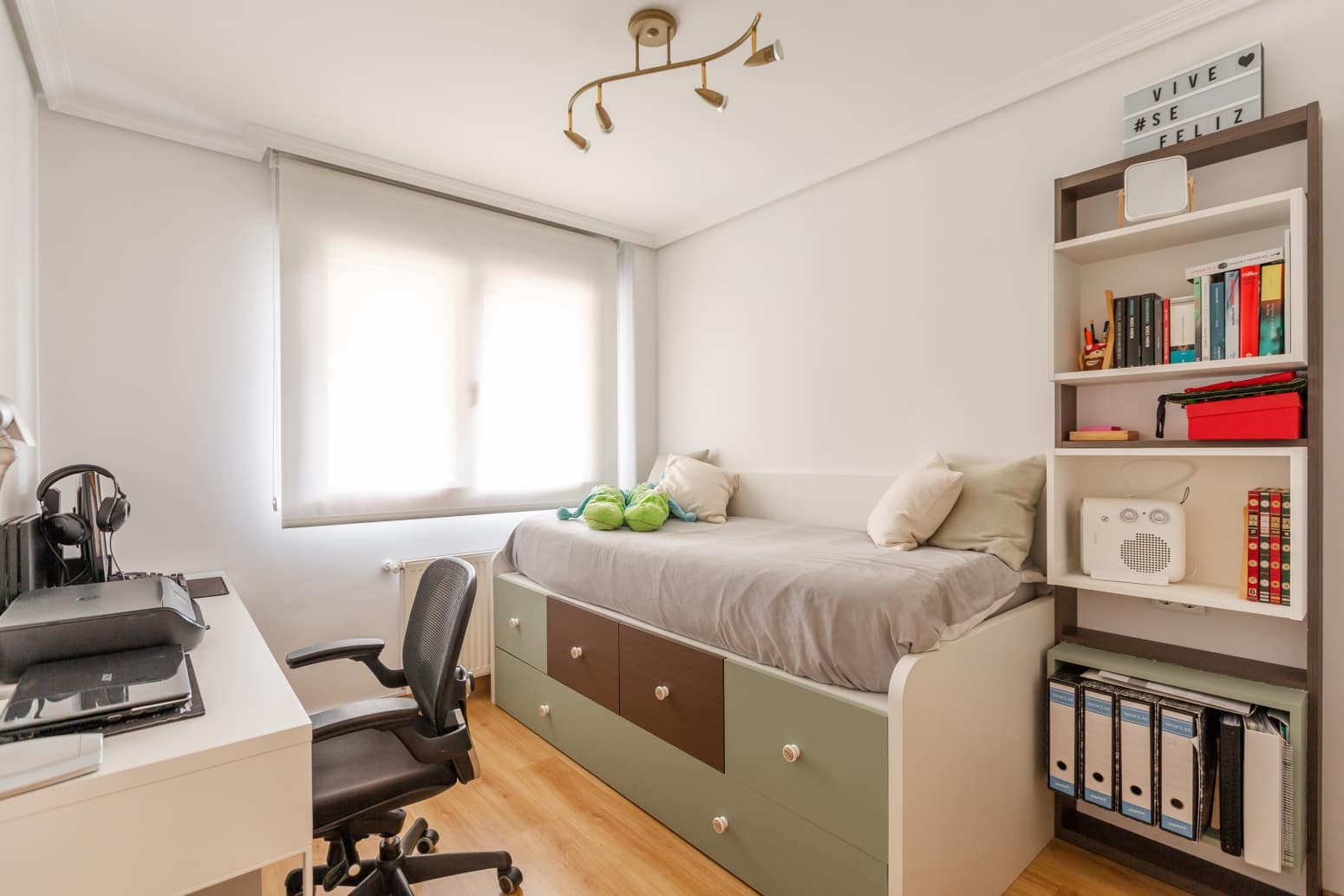 4 bedroom Villa for sale in Elorz with garage - € 374,000 (Ref: 9726462)