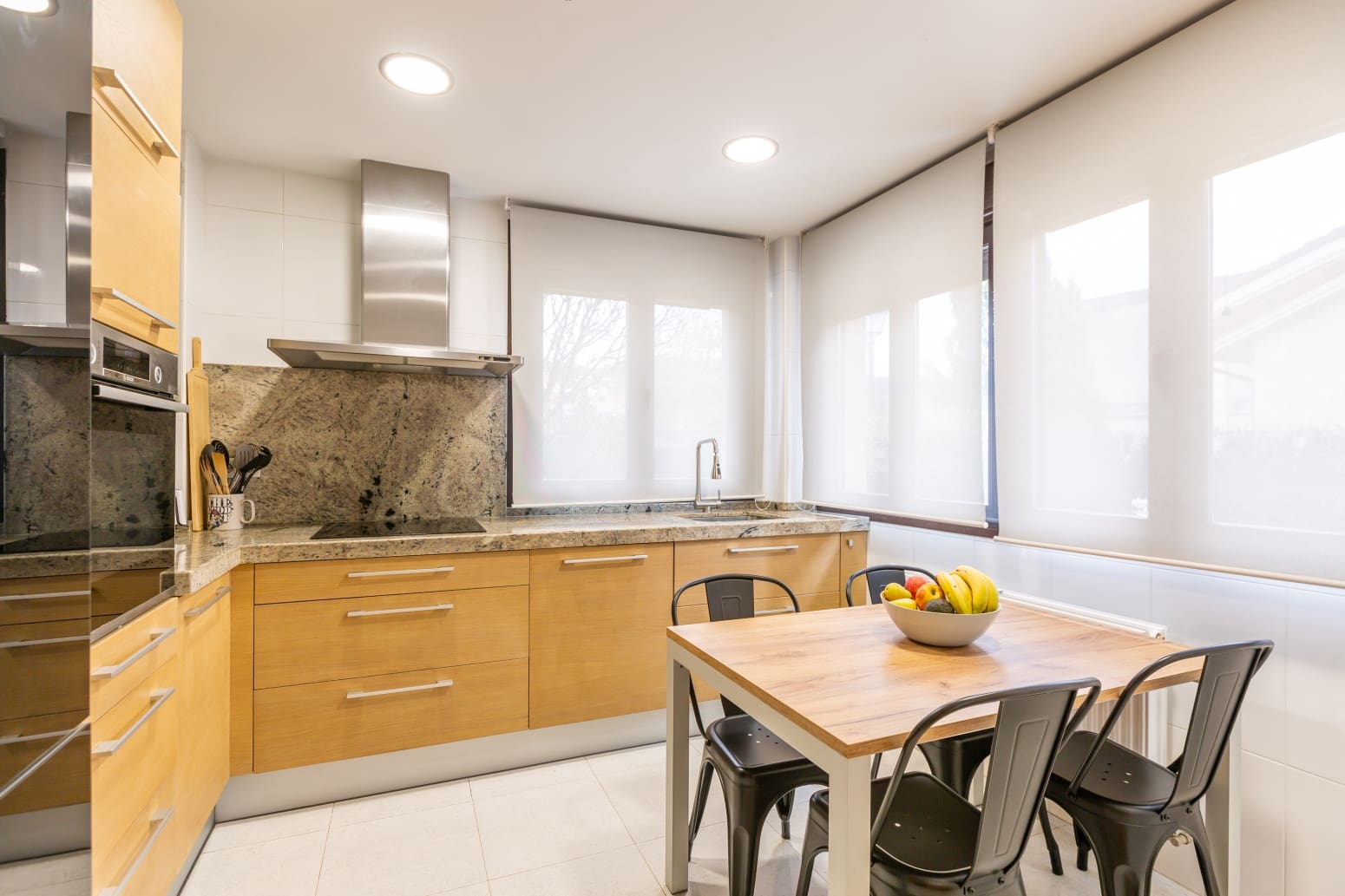 4 bedroom Villa for sale in Elorz with garage - € 374,000 (Ref: 9726462)