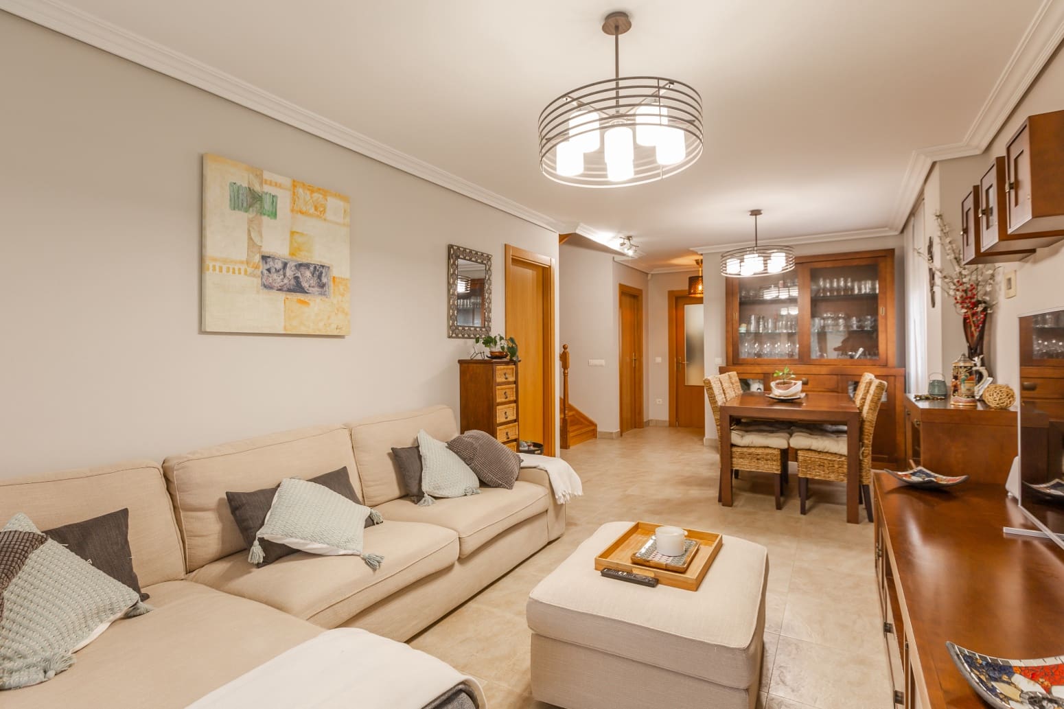 4 bedroom Villa for sale in Elorz with garage - € 374,000 (Ref: 9726462)