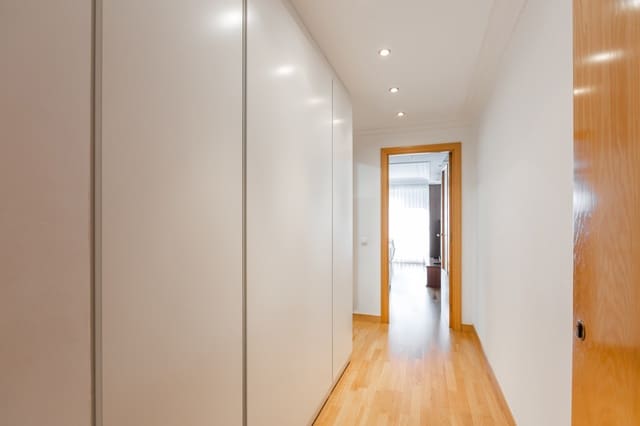 3 soveværelse Lejlighed til salg i Berrioplano med garage - € 280.000 (Ref: 9726463)