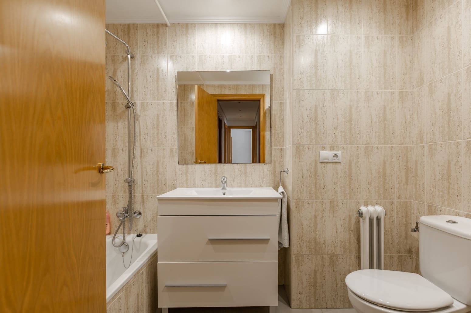 3 bedroom Flat for sale in Berrioplano with garage - € 280,000 (Ref: 9726463)