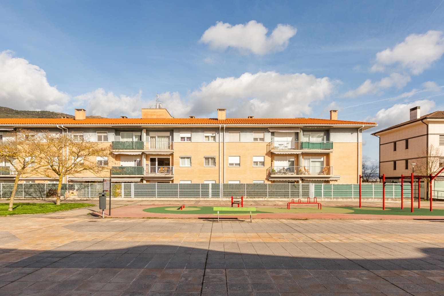 3 bedroom Flat for sale in Berrioplano with garage - € 280,000 (Ref: 9726463)