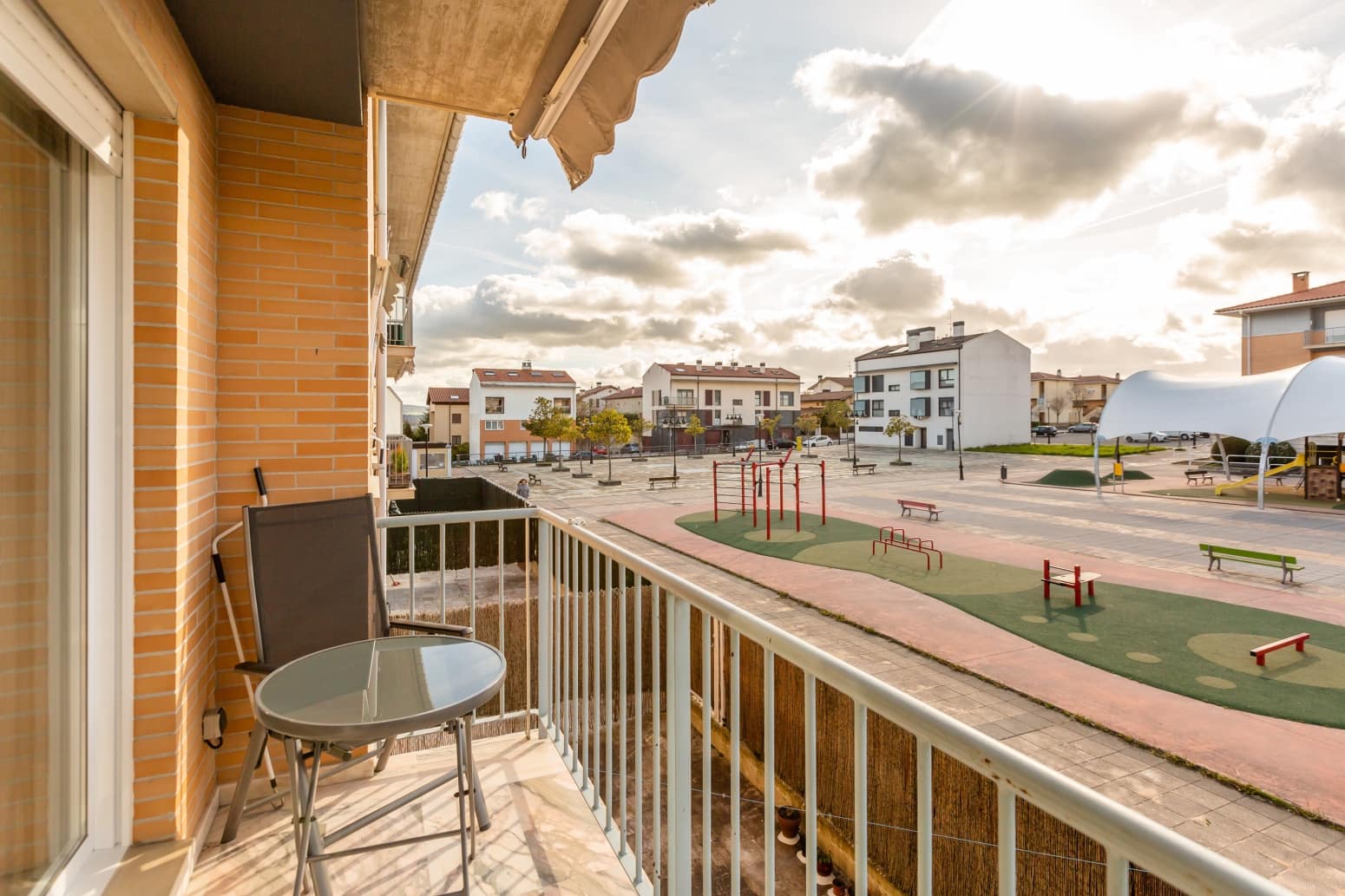 3 bedroom Flat for sale in Berrioplano with garage - € 280,000 (Ref: 9726463)