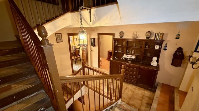 4 bedroom Villa for sale in Lodosa - € 120,000 (Ref: 9729218)