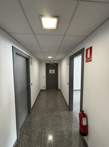 Oficina en Aranguren en venta - 125.000 € (Ref: 9735320)