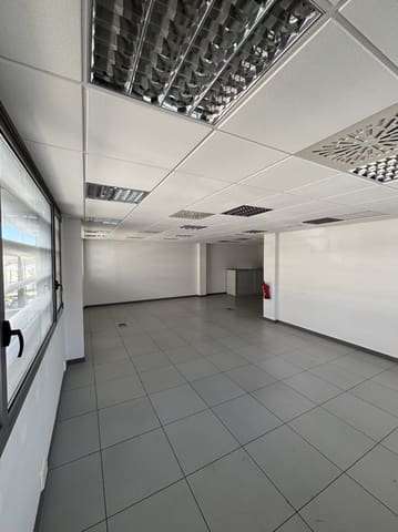 Oficina en Aranguren en venta - 125.000 € (Ref: 9735320)