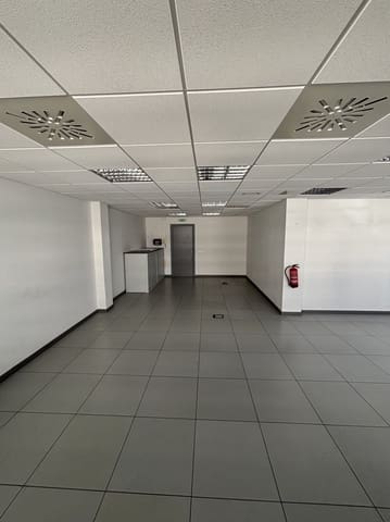 Oficina en Aranguren en venta - 125.000 € (Ref: 9735320)