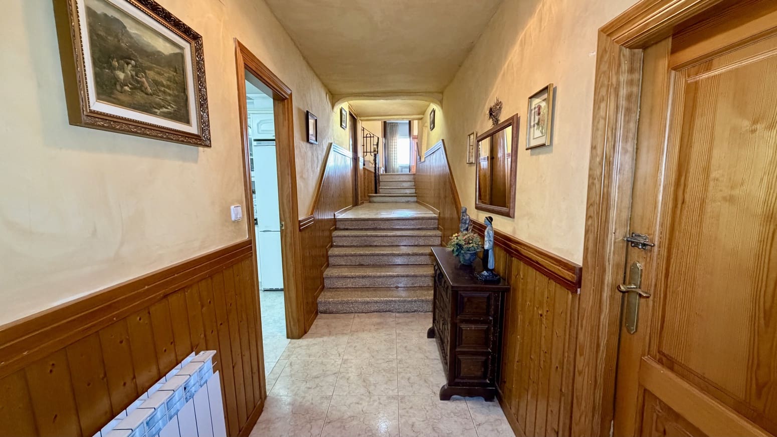 4 bedroom Villa for sale in Allo - € 205,000 (Ref: 9735321)