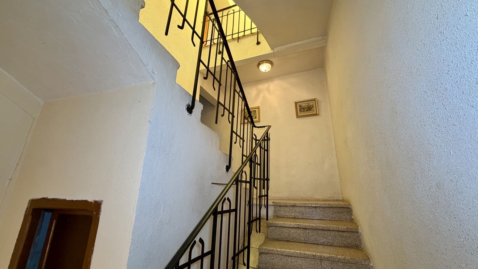 4 bedroom Villa for sale in Allo - € 205,000 (Ref: 9735321)