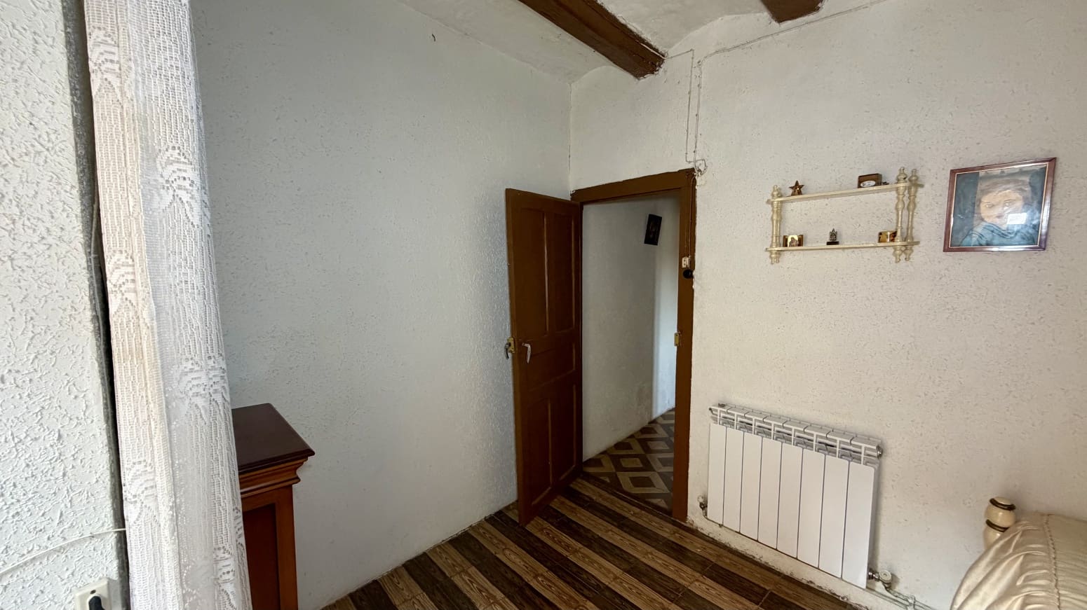 4 bedroom Villa for sale in Allo - € 205,000 (Ref: 9735321)