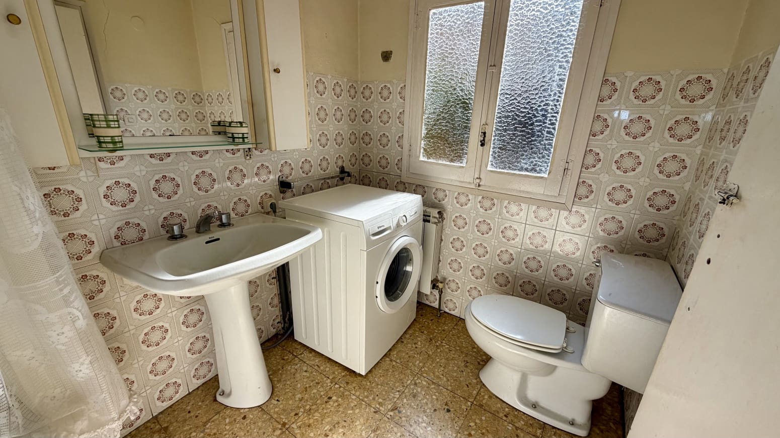 4 bedroom Villa for sale in Allo - € 205,000 (Ref: 9735321)