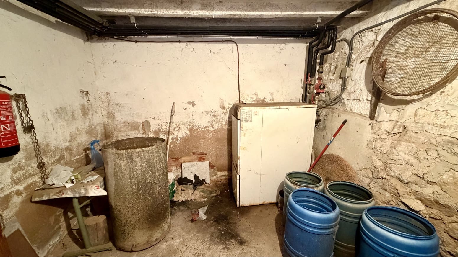 4 bedroom Villa for sale in Allo - € 205,000 (Ref: 9735321)