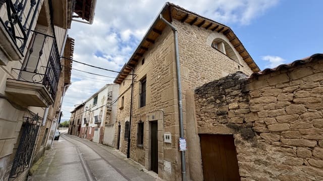 4 slaapkamer Villa te koop in Allo - € 205.000 (Ref: 9735321)