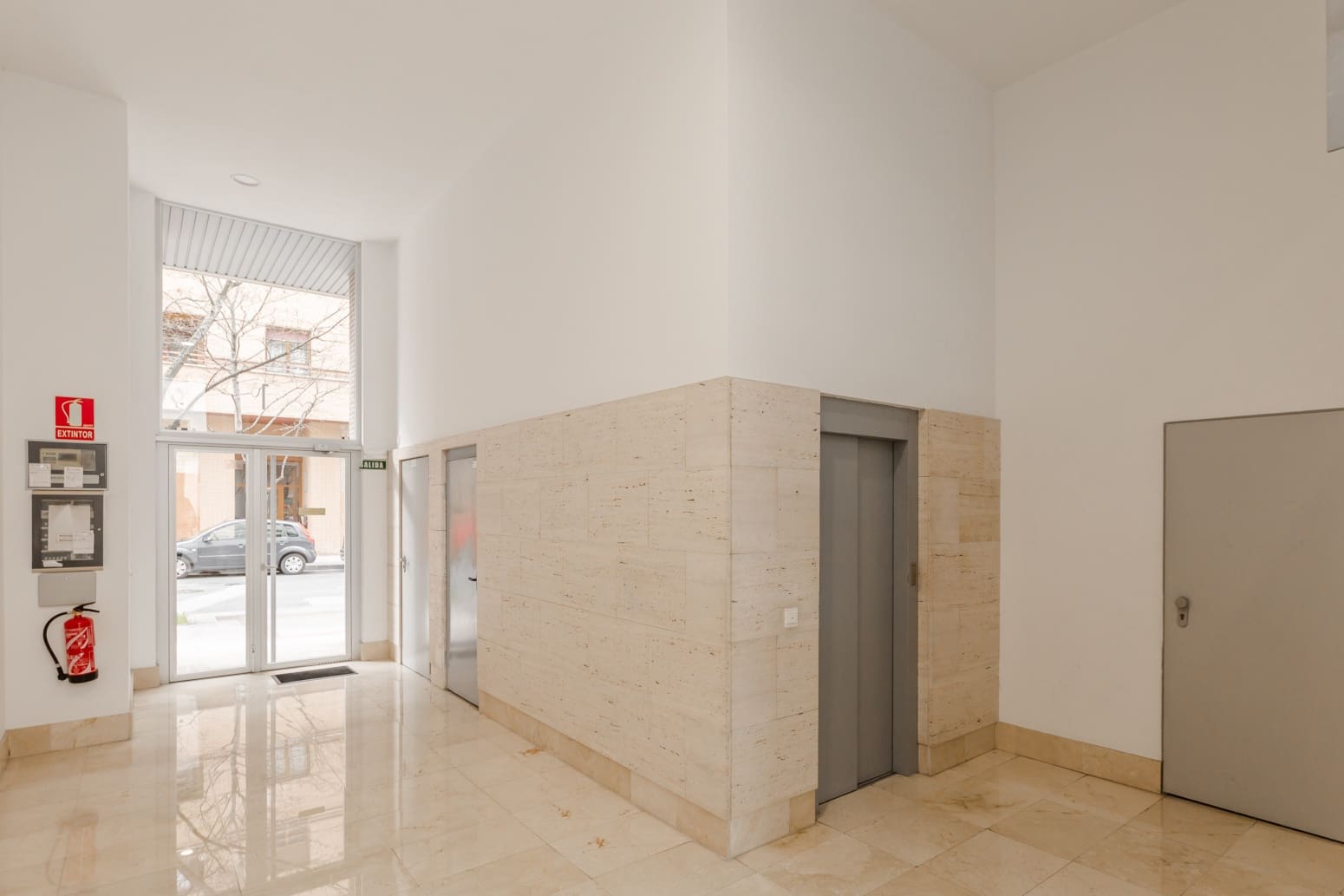 3 bedroom Flat for sale in Pamplona / Iruna with garage - € 315,000 (Ref: 9738334)