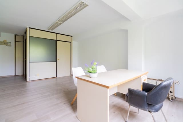 Ufficio da affittare in Pamplona - 250 € (Rif: 9755439)