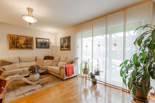 3 soveværelse Villa til salg i Monreal med garage - € 370.000 (Ref: 9755440)