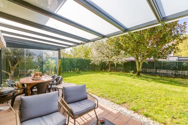 3 soveværelse Villa til salg i Monreal med garage - € 370.000 (Ref: 9755440)