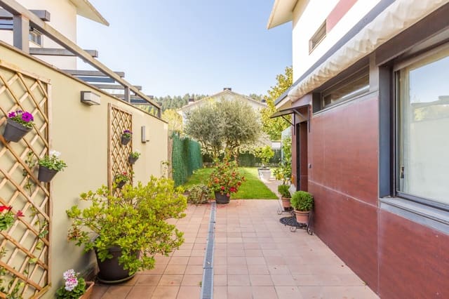 3 soveværelse Villa til salg i Monreal med garage - € 370.000 (Ref: 9755440)