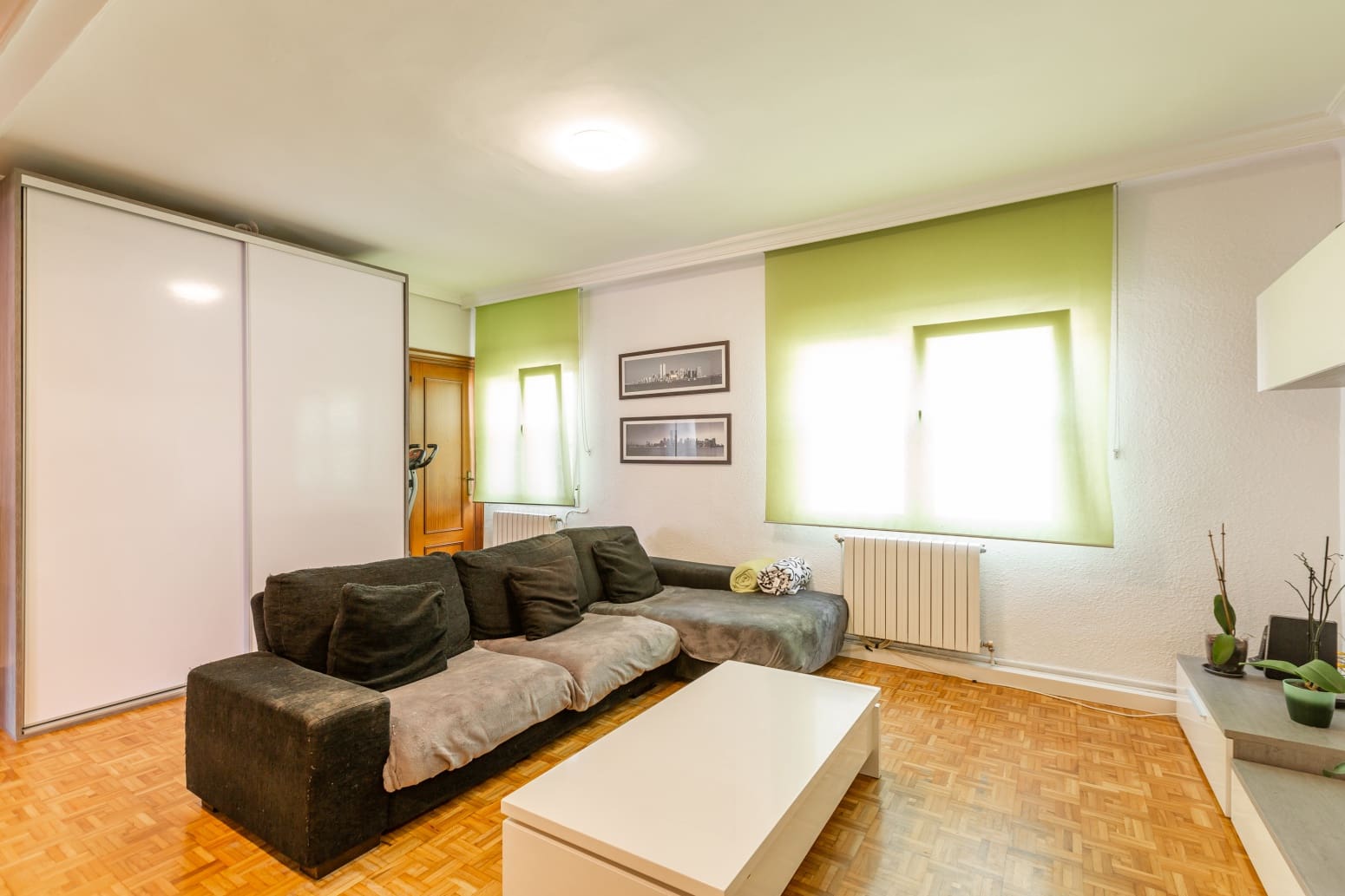 4 soveværelse Lejlighed til salg i Ezcabarte med garage - € 230.000 (Ref: 9758676)