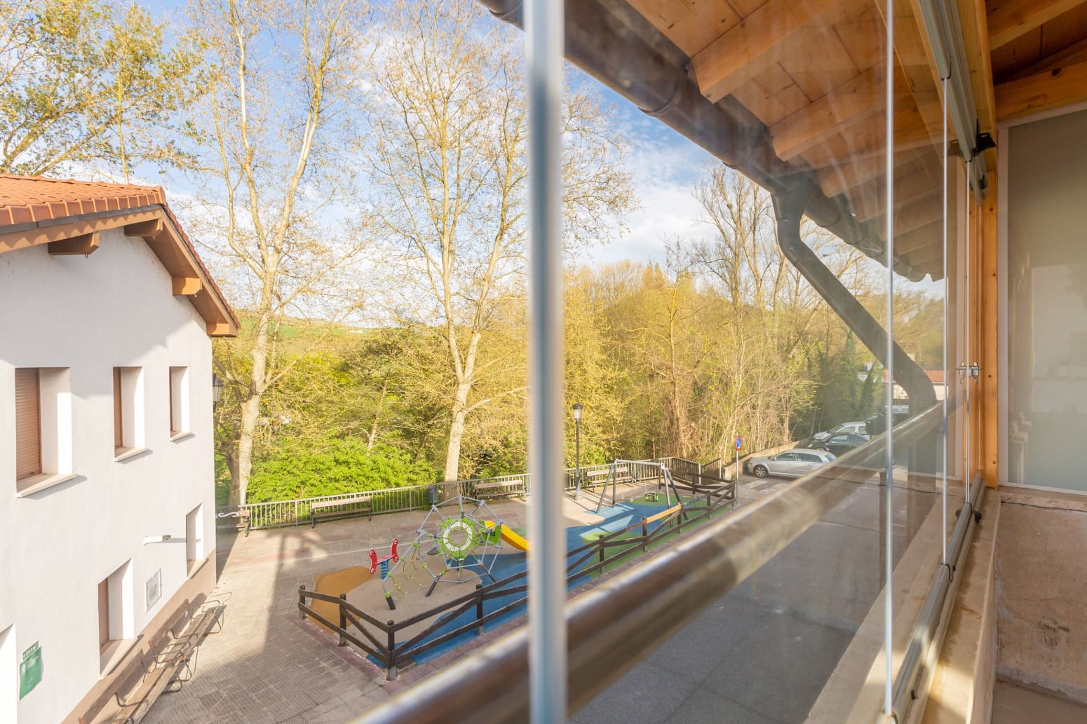 4 soveværelse Lejlighed til salg i Ezcabarte med garage - € 230.000 (Ref: 9758676)