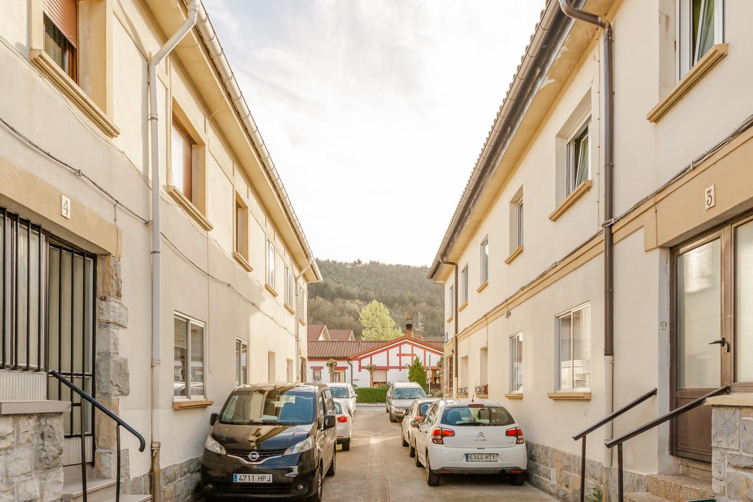 4 soveværelse Lejlighed til salg i Ezcabarte med garage - € 230.000 (Ref: 9758676)