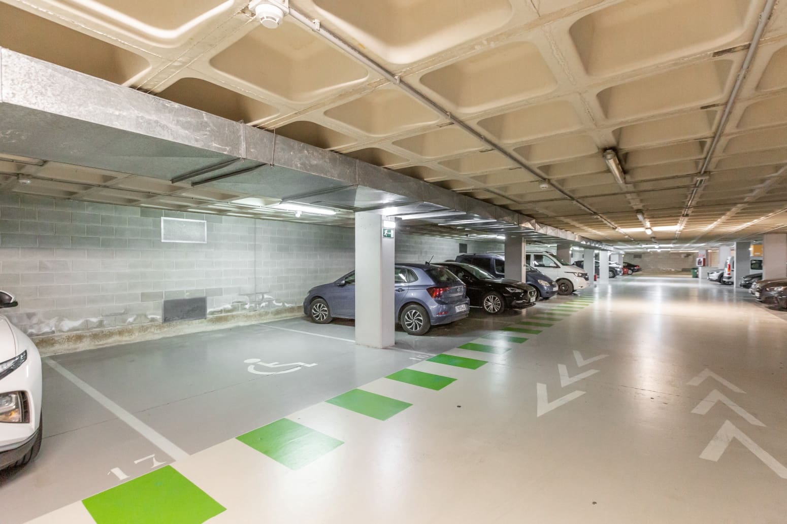 Garage for sale in Pamplona / Iruna - € 29,000 (Ref: 9758677)