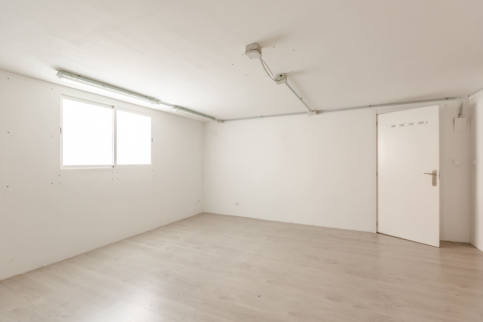 Erhverv til salg i Berriozar med garage - € 220.000 (Ref: 9758678)