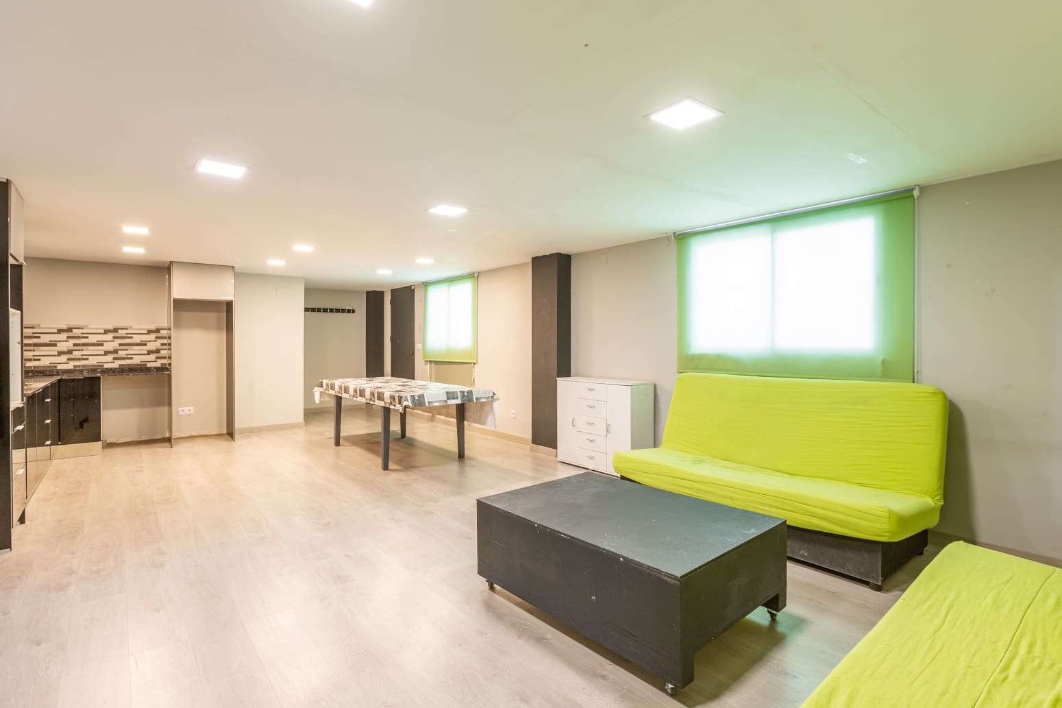 Erhverv til salg i Berriozar med garage - € 220.000 (Ref: 9758678)