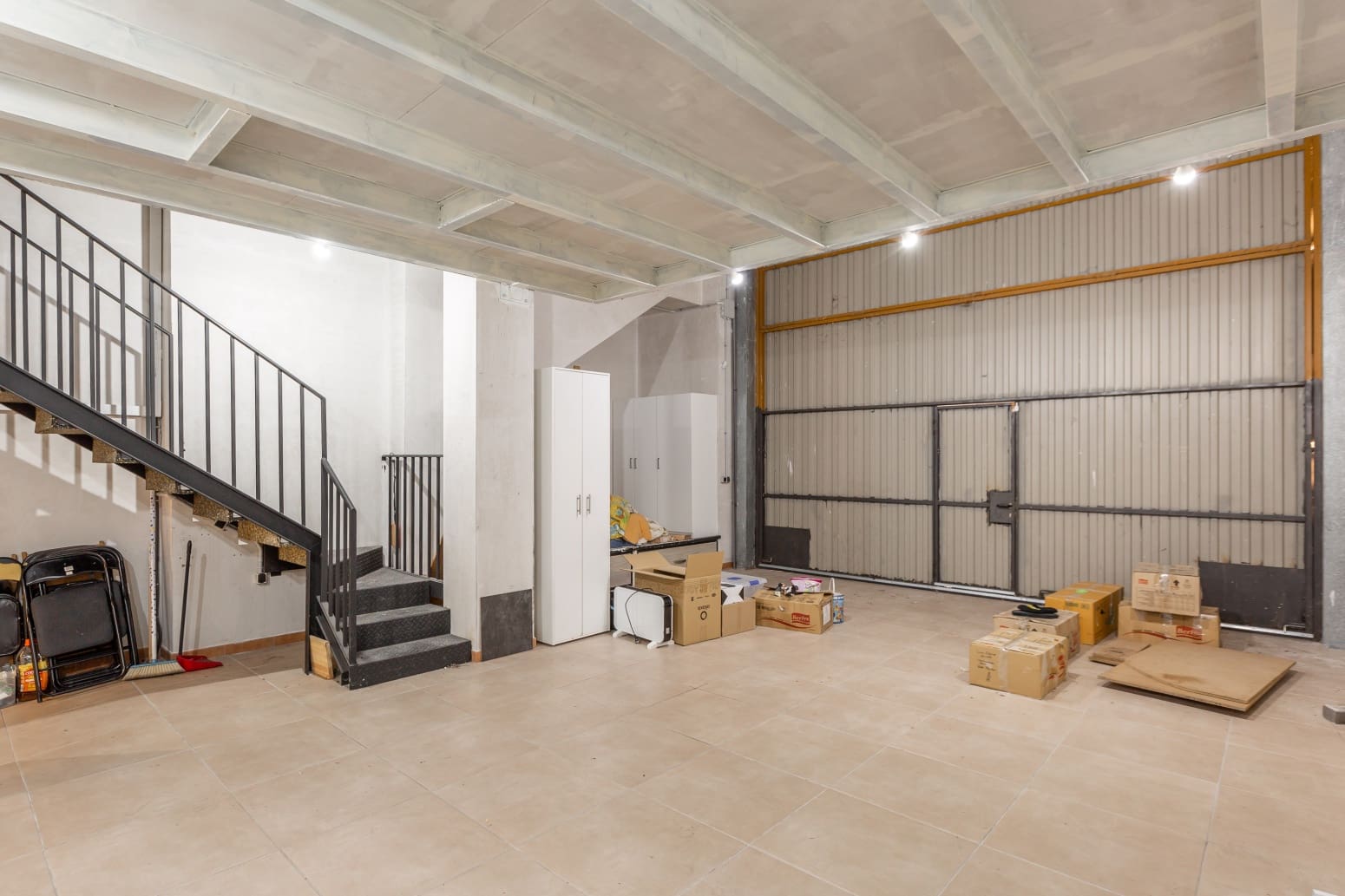 Erhverv til salg i Berriozar med garage - € 220.000 (Ref: 9758678)