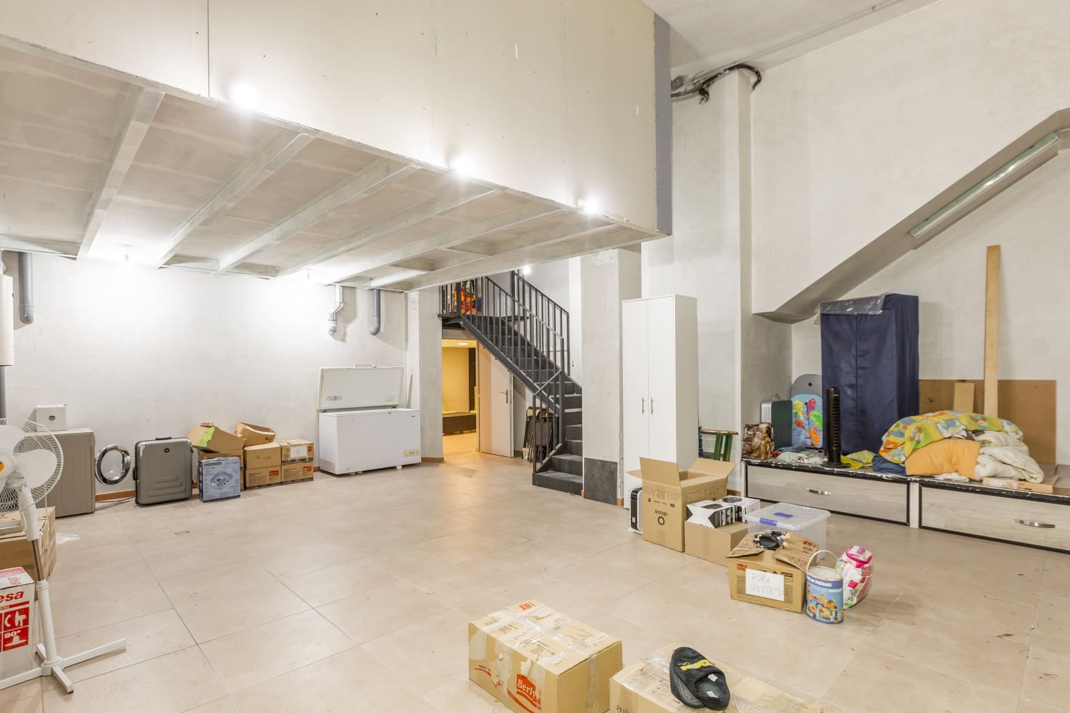 Erhverv til salg i Berriozar med garage - € 220.000 (Ref: 9758678)