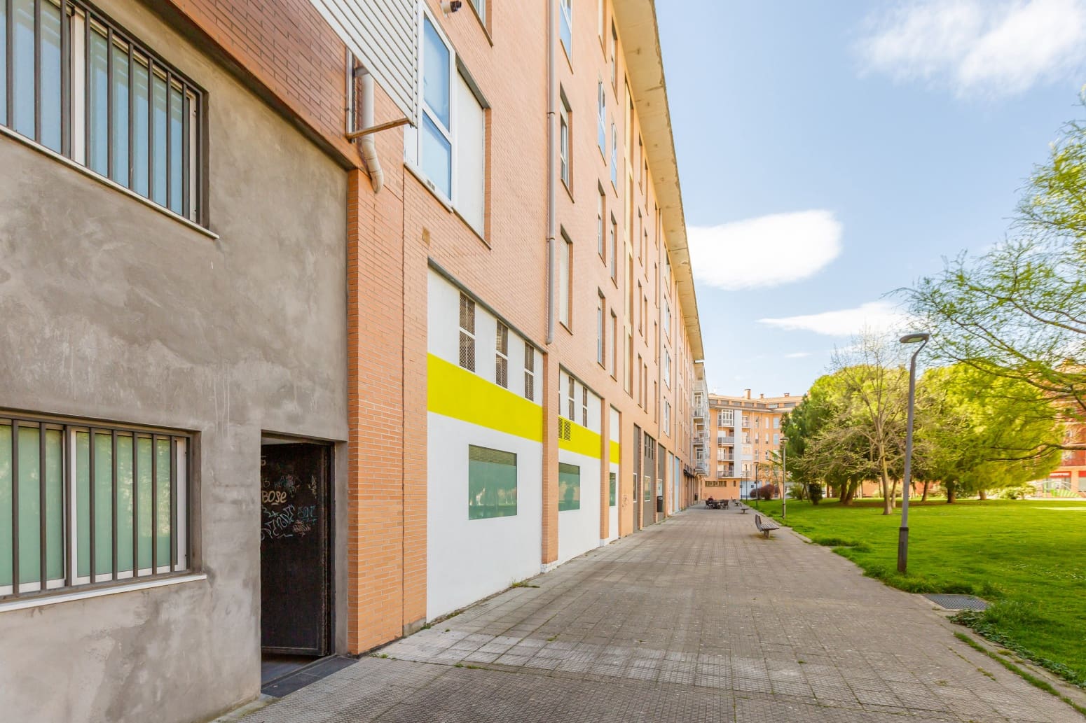 Erhverv til salg i Berriozar med garage - € 220.000 (Ref: 9758678)