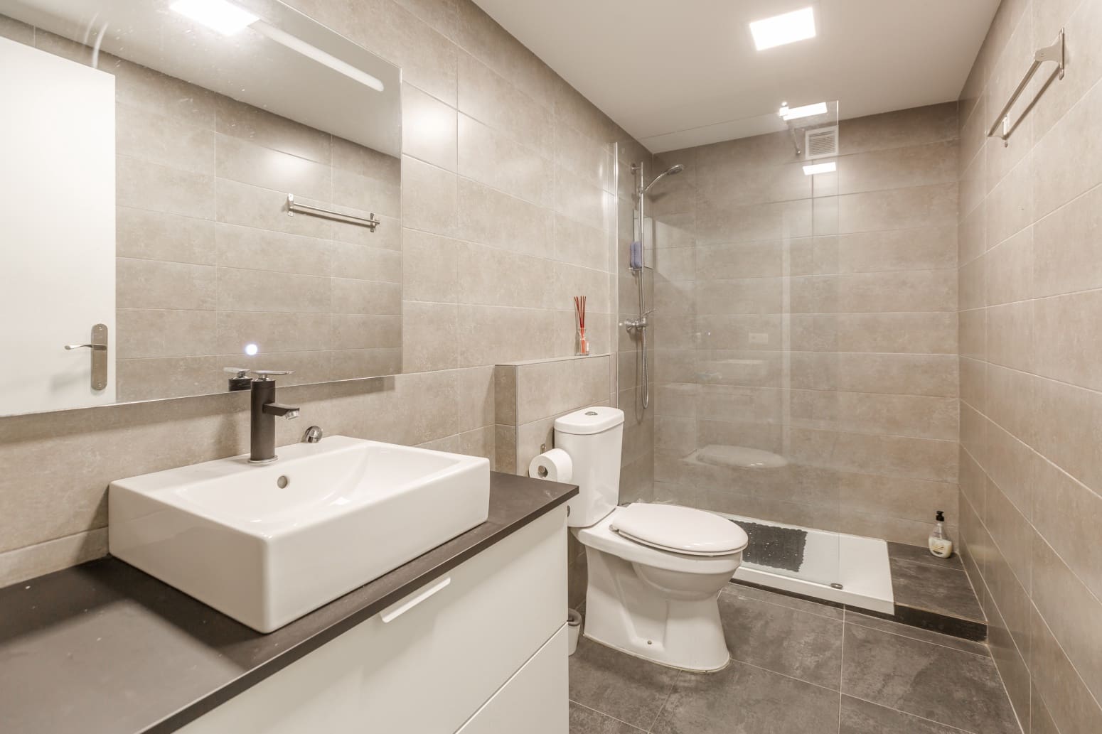 Erhverv til salg i Berriozar med garage - € 220.000 (Ref: 9758678)