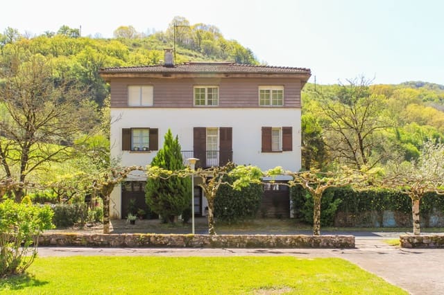 3 slaapkamer Villa te koop in Bertizarana - € 290.000 (Ref: 9772810)