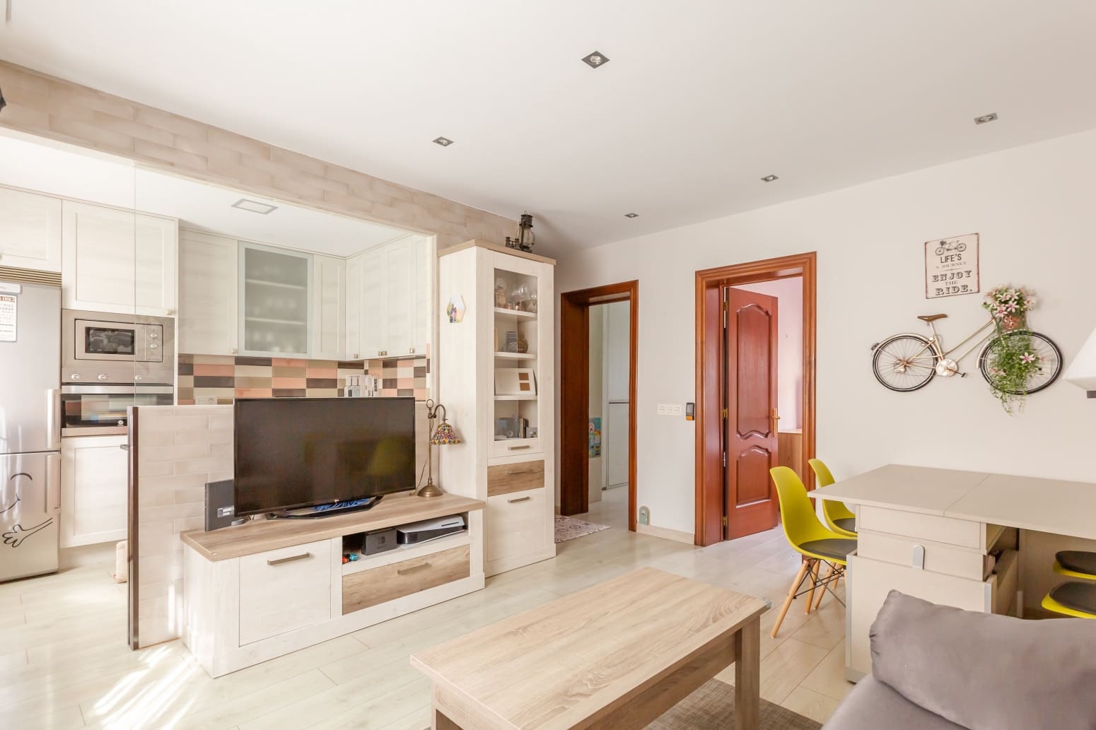 3 bedroom Flat for sale in Pamplona / Iruna - € 225,000 (Ref: 9780274)