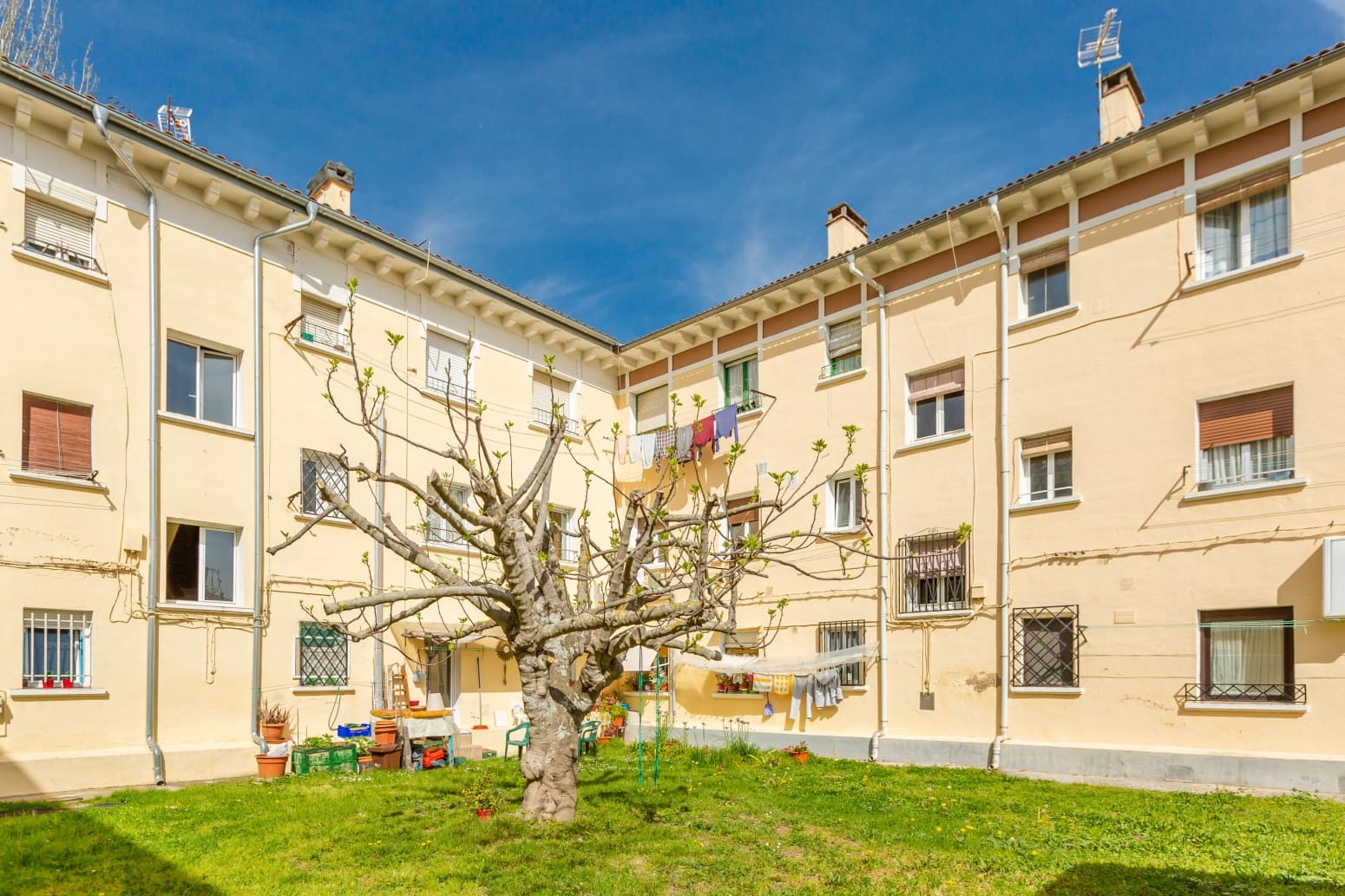 3 bedroom Flat for sale in Pamplona / Iruna - € 225,000 (Ref: 9780274)