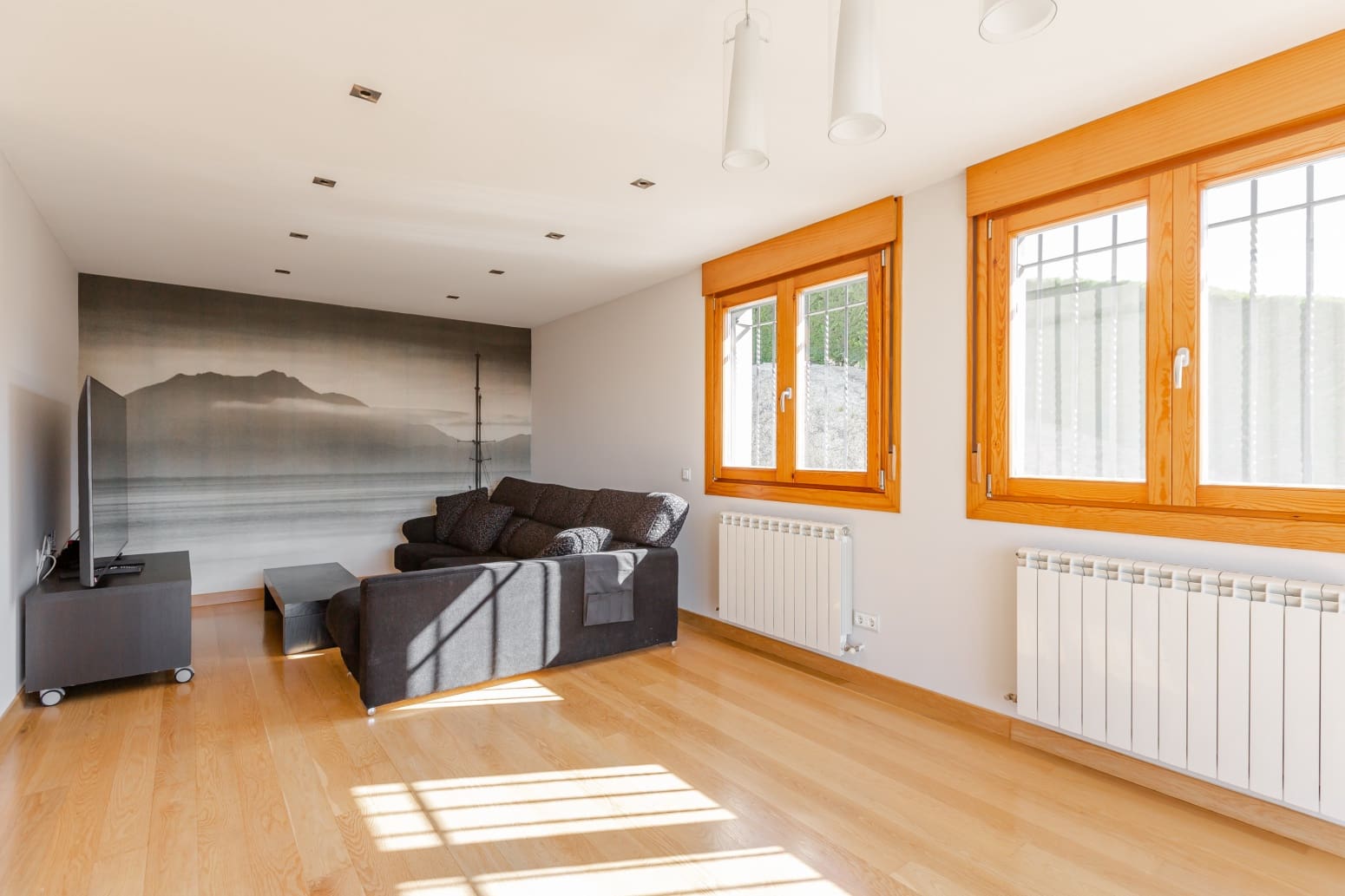 6 makuuhuone Huvila myytävänä paikassa Aibar mukana 
autotalli - 450 000 € (Ref: 9794315)