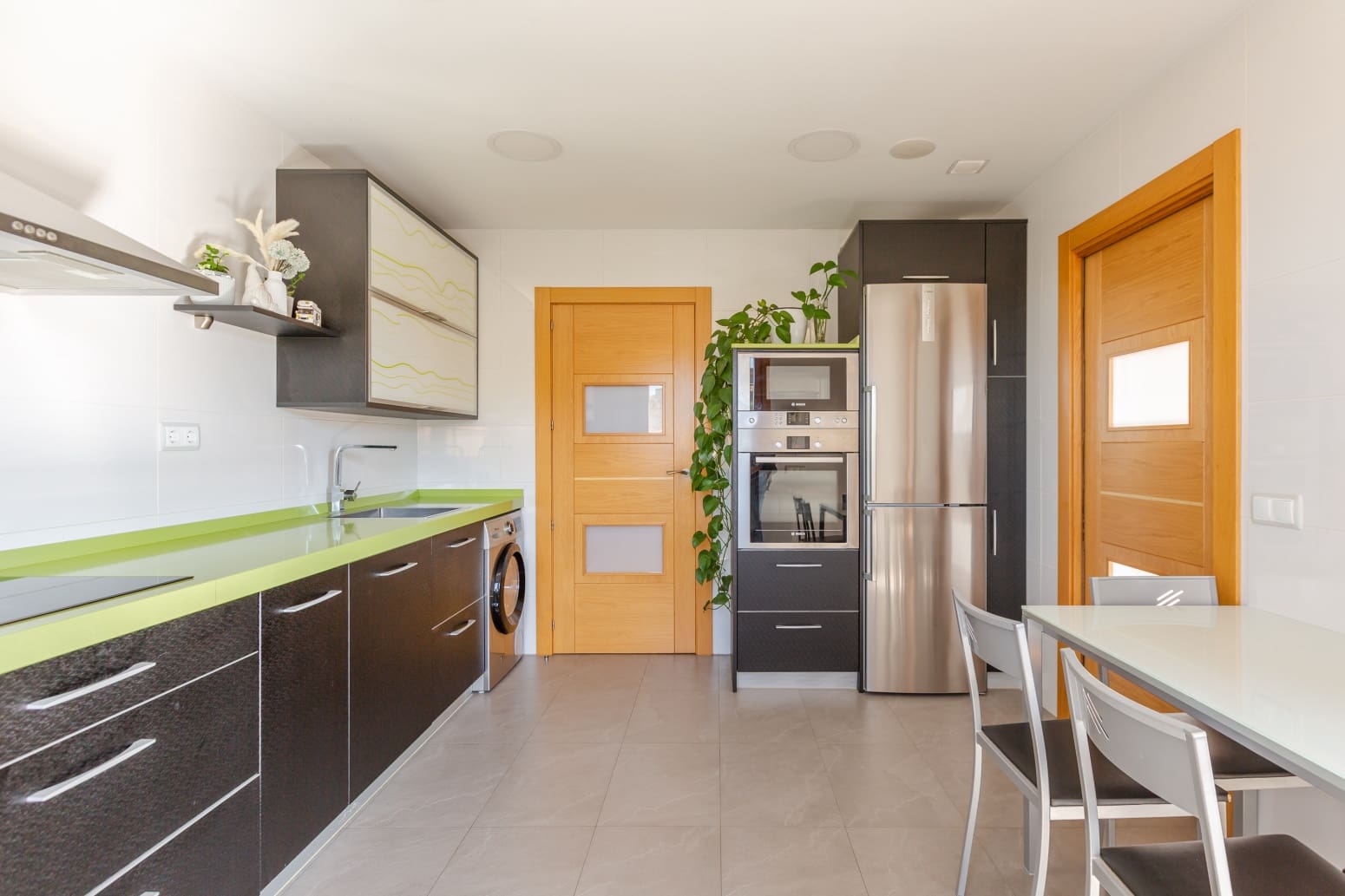 6 makuuhuone Huvila myytävänä paikassa Aibar mukana 
autotalli - 450 000 € (Ref: 9794315)