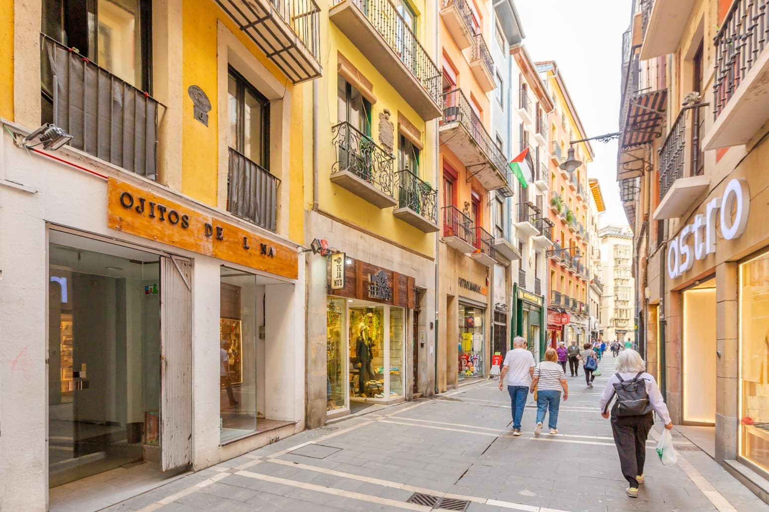 Commercial for rent in Pamplona / Iruna - € 1,100 (Ref: 9794317)