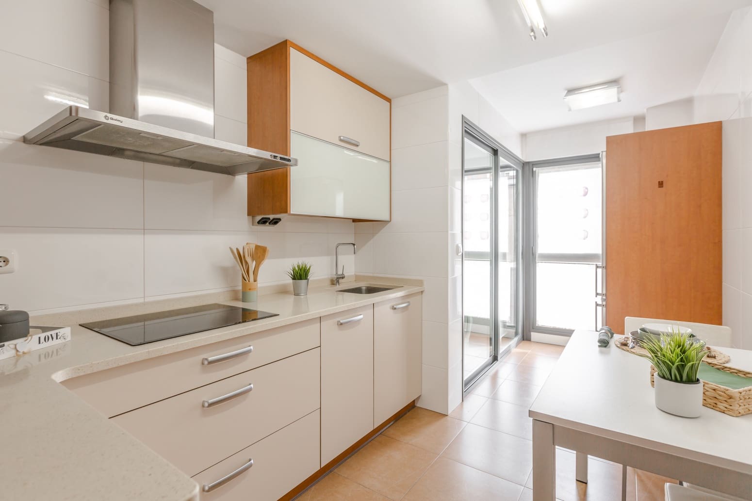 3 makuuhuone Asunto myytävänä paikassa Artica mukana 
autotalli - 290 000 € (Ref: 9796504)